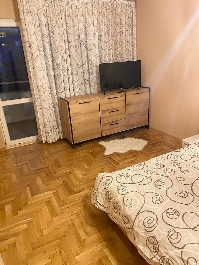 Spacious Apartment Next To South Park Просторен Апартамент До Южен Парк Top Location Sofya Bulgaristan